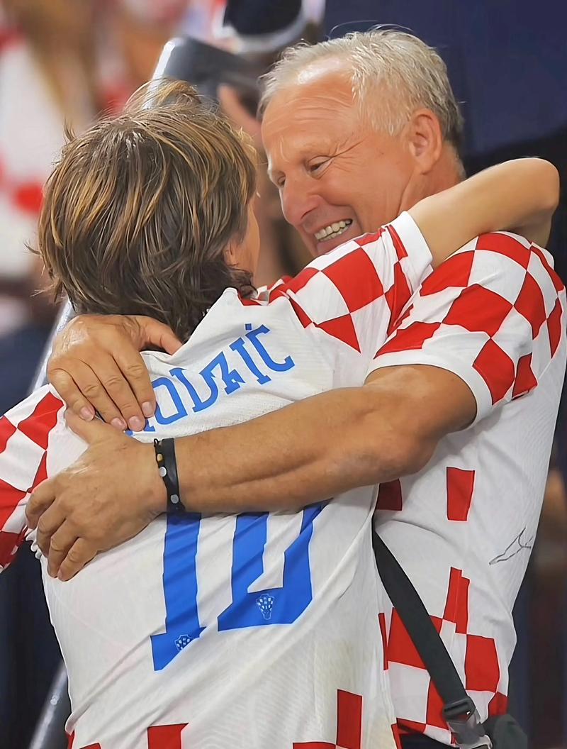 尤文面临考验，加蒂或伤缺1个月，戴维奥蓬达有进步