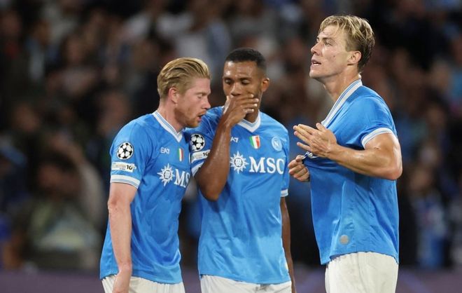 意甲知名评论员：亚沙里是全能型中场，我希望看到莫德里奇、拉比奥特与亚沙里组成中场