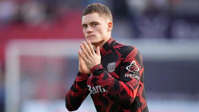 里沙利松晒AI制作孙兴慜雕像图，并艾特热刺官方“请安排”