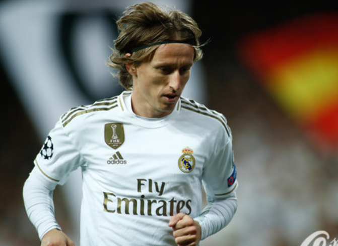 莱万多夫斯基在巴萨的点球表现：从辉煌到困惑